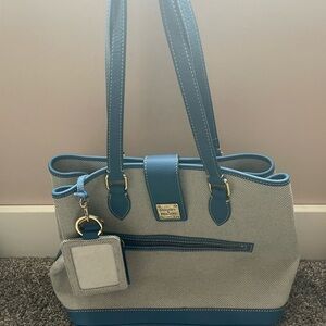 Dooney & Bourke Blue Purse- Like New